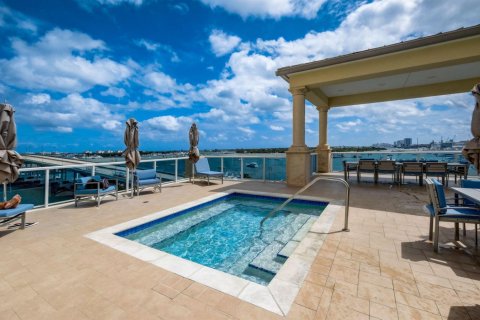 Copropriété à louer à Riviera Beach, Floride: 2 chambres, 158.12 m2 № 2400580 - photo 12