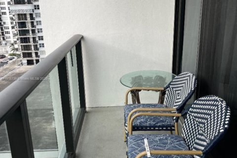 Снять в аренду кондоминиум в Холливуд, Флорида 1 спальня, 92.9м2, № 1972769 - фото 21