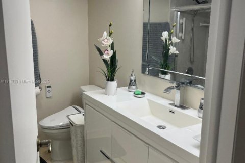 Снять в аренду кондоминиум в Холливуд, Флорида 1 спальня, 92.9м2, № 1972769 - фото 14