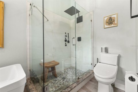 House in Orlando, Florida 4 bedrooms, 233 sq.m. № 2390979 - photo 27