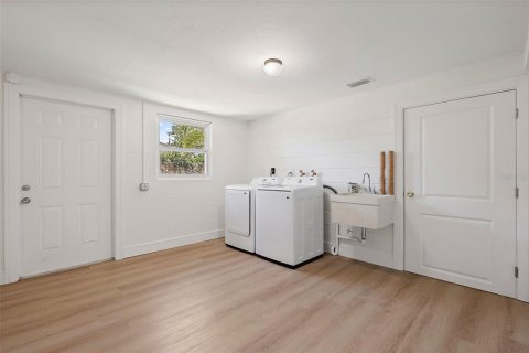 Villa ou maison à vendre à Seminole, Floride: 4 chambres, 207.36 m2 № 1776988 - photo 28