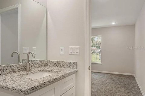 Appartement à louer à Winter Haven, Floride: 2 chambres, 99.5 m2 № 2202633 - photo 4