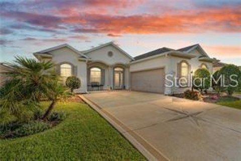 Villa ou maison à Summerfield, Floride 3 chambres, 169.92 m2 № 2092989