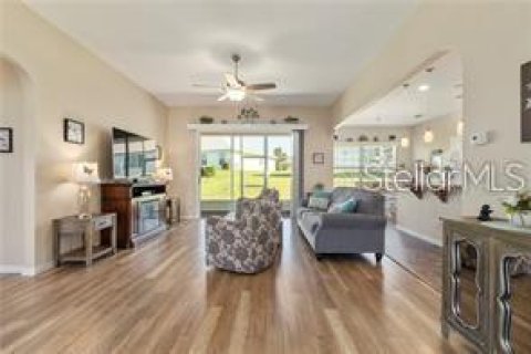 Villa ou maison à louer à Summerfield, Floride: 3 chambres, 169.92 m2 № 2092989 - photo 6