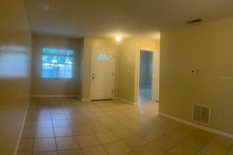 Casa en alquiler en Orlando, Florida, 2 dormitorios, 100.98 m2 № 1916097 - foto 3