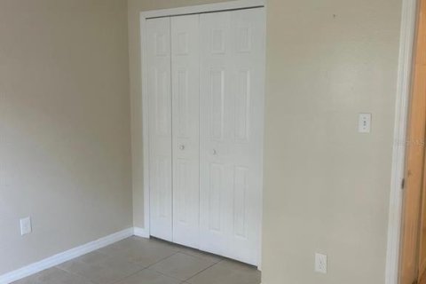 Casa en alquiler en Orlando, Florida, 2 dormitorios, 100.98 m2 № 1916097 - foto 8