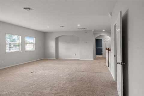 Casa en alquiler en Orlando, Florida, 6 dormitorios, 435.99 m2 № 1909916 - foto 16