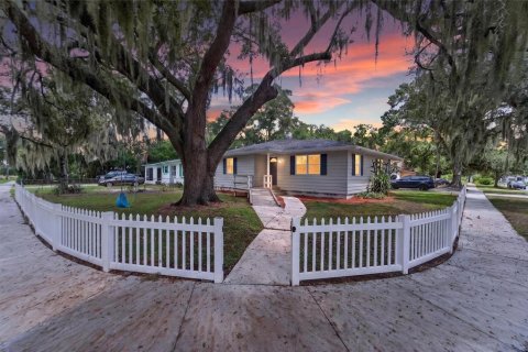 Casa en Lakeland, Florida 3 dormitorios, 140.93 m2 № 2383596