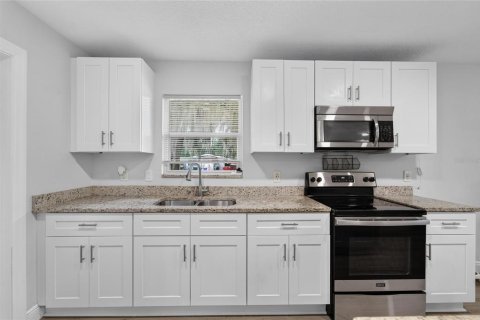 Casa en venta en Lakeland, Florida, 3 dormitorios, 140.93 m2 № 2383596 - foto 27