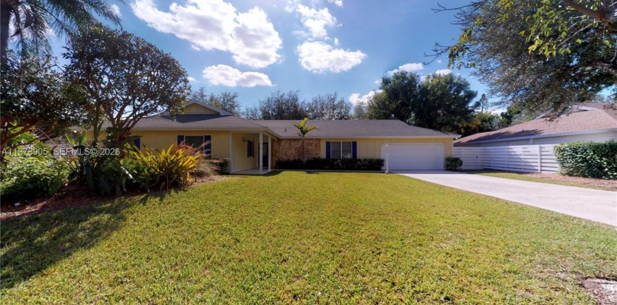 Villa ou maison à Miami, Floride 4 chambres, 200.02 m2 № 2046443