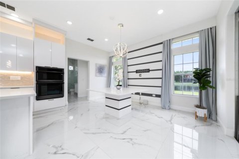 House in Orlando, Florida 4 bedrooms, 245.17 sq.m. № 1841578 - photo 27