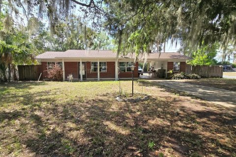 Casa en Leesburg, Florida 3 dormitorios, 133.41 m2 № 2381234