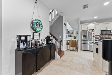 Villa ou maison à vendre à Coral Springs, Floride: 4 chambres, 230.86 m2 № 2087404 - photo 11