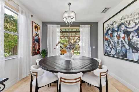 Villa ou maison à vendre à Coral Springs, Floride: 4 chambres, 230.86 m2 № 2087404 - photo 5