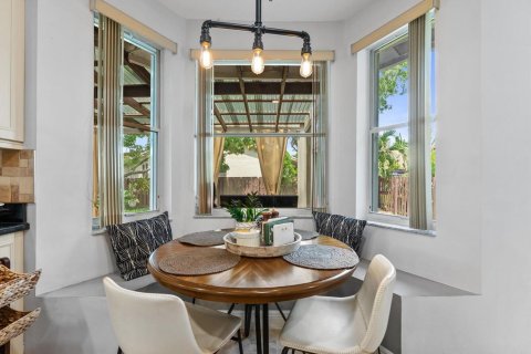 Villa ou maison à vendre à Coral Springs, Floride: 4 chambres, 230.86 m2 № 2087404 - photo 12