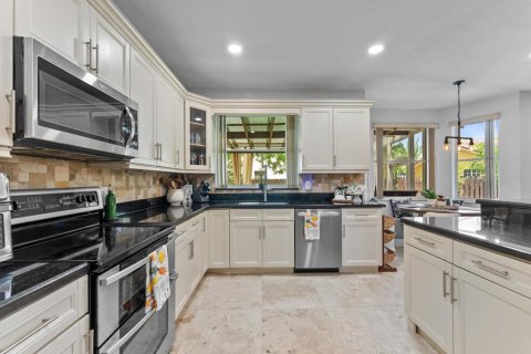 Villa ou maison à vendre à Coral Springs, Floride: 4 chambres, 230.86 m2 № 2087404 - photo 6