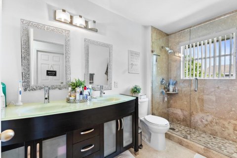Villa ou maison à vendre à Coral Springs, Floride: 4 chambres, 230.86 m2 № 2087404 - photo 18