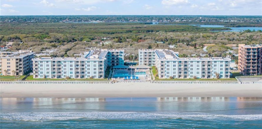 Condo à New Smyrna Beach, Floride, 1 chambre  № 2204699