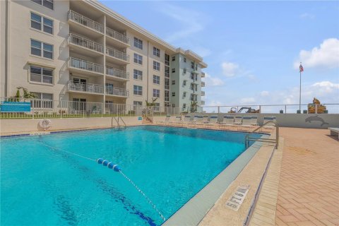 Copropriété à vendre à New Smyrna Beach, Floride: 1 chambre, 70.42 m2 № 2204699 - photo 30