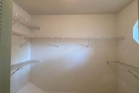 Touwnhouse à louer à Orlando, Floride: 3 chambres, 137.96 m2 № 2430678 - photo 17