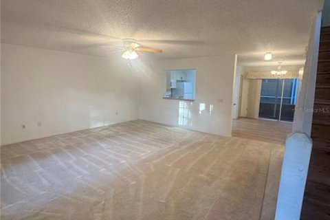 Touwnhouse à louer à Orlando, Floride: 3 chambres, 137.96 m2 № 2430678 - photo 5