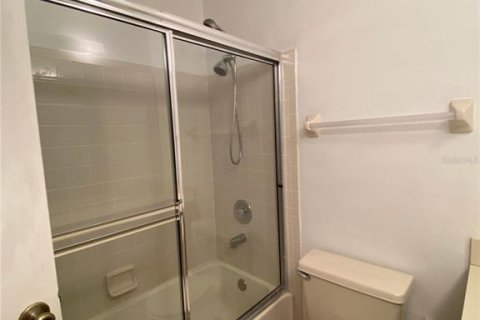 Touwnhouse à louer à Orlando, Floride: 3 chambres, 137.96 m2 № 2430678 - photo 18