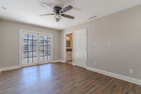 Casa en venta en Tampa, Florida, 4 dormitorios, 158.4 m2 № 2208285 - foto 20