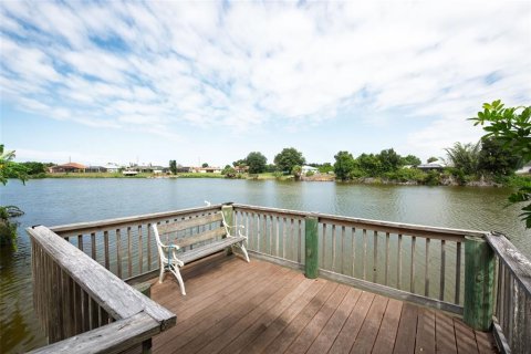 Купить виллу или дом в Энглвуд, Флорида 7 комнат, 203.27м2, № 2106521 - фото 5