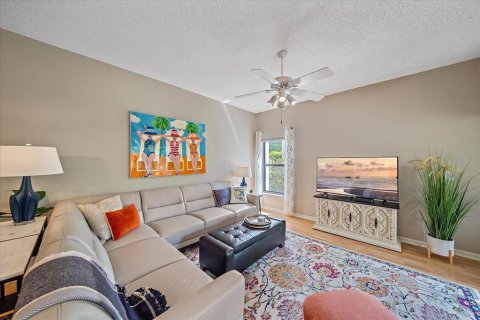 Condo in Sarasota, Florida, 2 bedrooms  № 1723015 - photo 10