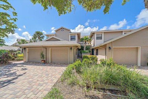 Condo in Sarasota, Florida, 2 bedrooms  № 1723015 - photo 2