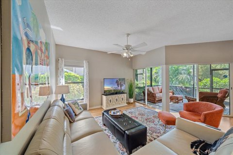 Condo in Sarasota, Florida, 2 bedrooms  № 1723015 - photo 7