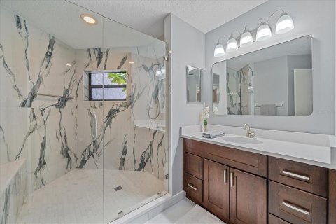 Condo in Sarasota, Florida, 2 bedrooms  № 1723015 - photo 20