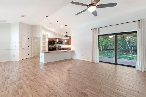 Casa en venta en Bradenton, Florida, 3 dormitorios, 128.48 m2 № 2387321 - foto 7