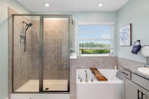 Villa ou maison à vendre à Bradenton, Floride: 4 chambres, 254.37 m2 № 2140308 - photo 16