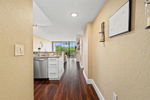 Купить кондоминиум в Клируотер, Флорида 6 комнат, 89.19м2, № 2313105 - фото 10