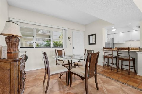 Condo in Longboat Key, Florida, 2 bedrooms  № 2101932 - photo 19