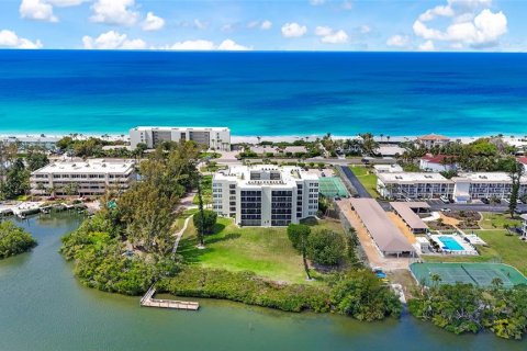 Condominio en Longboat Key, Florida, 2 dormitorios  № 2101932