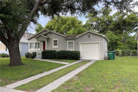 Casa en venta en Tampa, Florida, 2 dormitorios, 86.21 m2 № 2206046 - foto 8