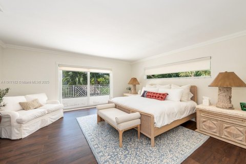 Villa ou maison à vendre à Bay Harbor Islands, Floride: 5 chambres, 390.65 m2 № 1974354 - photo 12