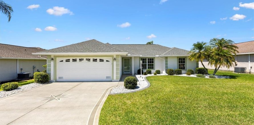 Casa en Summerfield, Florida 3 dormitorios, 123.56 m2 № 1661788