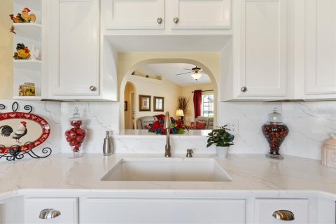 Casa en venta en Summerfield, Florida, 3 dormitorios, 123.56 m2 № 1661788 - foto 11