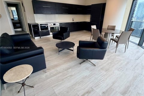 Apartamento en alquiler en Miami, Florida, 3 dormitorios, 126.72 m2 № 2010241 - foto 7