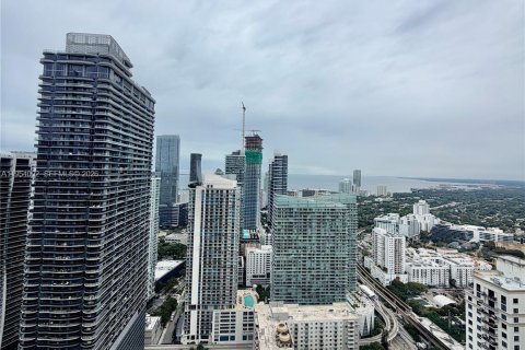 Apartamento en alquiler en Miami, Florida, 3 dormitorios, 126.72 m2 № 2010241 - foto 14