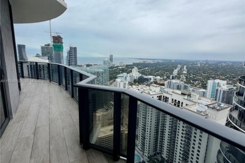 Apartamento en alquiler en Miami, Florida, 3 dormitorios, 126.72 m2 № 2010241 - foto 17