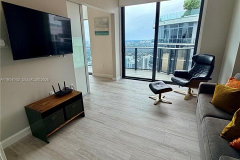 Apartamento en alquiler en Miami, Florida, 3 dormitorios, 126.72 m2 № 2010241 - foto 27