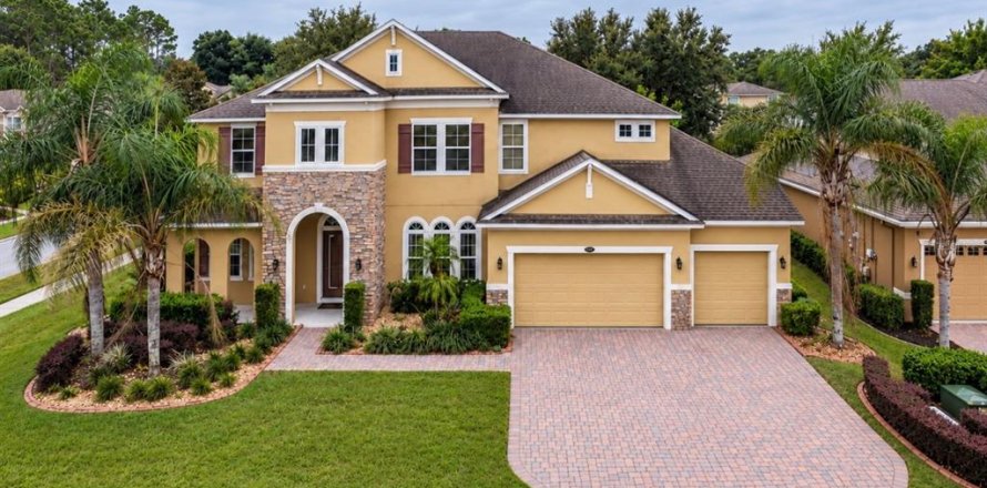Villa ou maison à Clermont, Floride 6 chambres, 418.06 m2 № 2429321