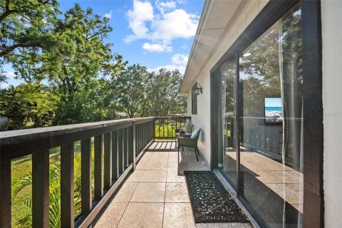Casa en venta en Tampa, Florida, 5 dormitorios, 213.4 m2 № 1640146 - foto 27