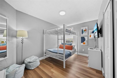 Casa en venta en Tampa, Florida, 5 dormitorios, 213.4 m2 № 1640146 - foto 15