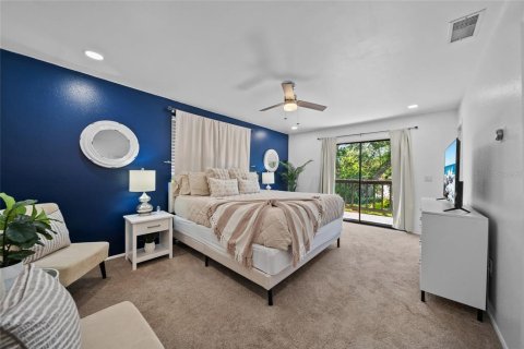 Casa en venta en Tampa, Florida, 5 dormitorios, 213.4 m2 № 1640146 - foto 7