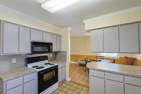 House in Ocala, Florida 3 bedrooms, 133.69 sq.m. № 1736662 - photo 27